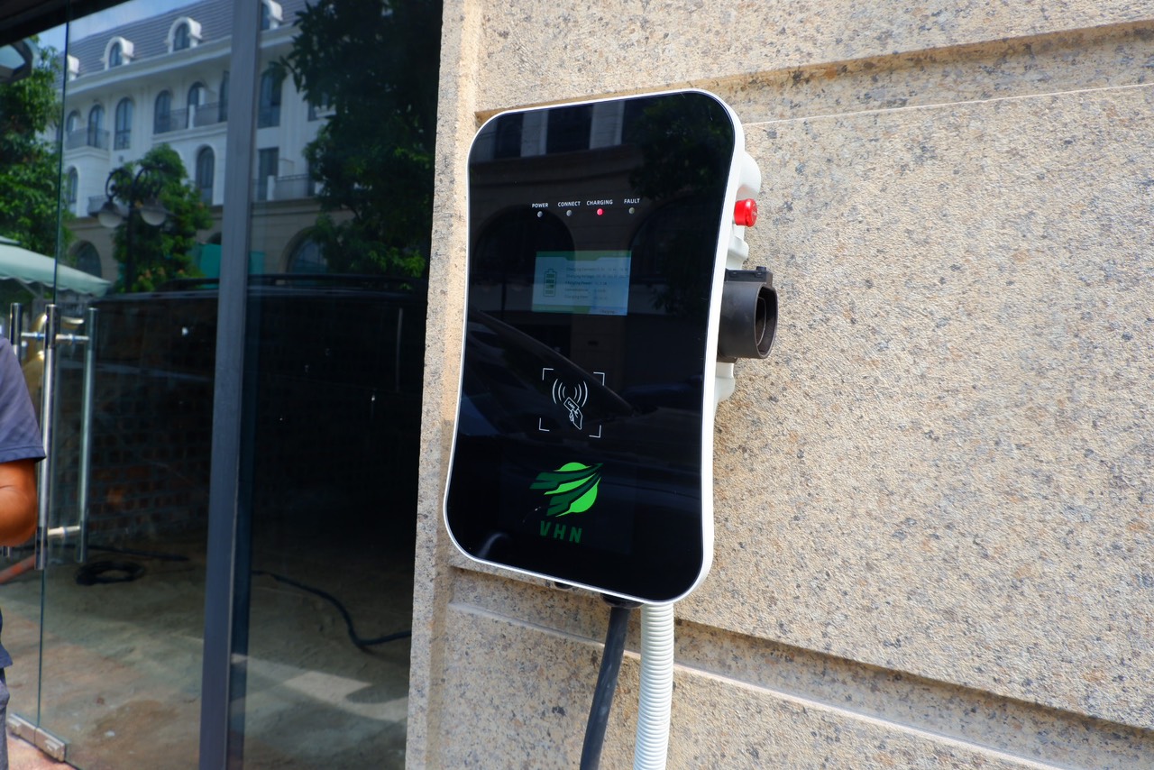 sạc ô tô điện sạc ô tô điện an toàn